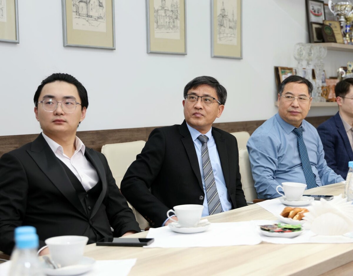 中白欧白俄区主管石老师简介-图片1