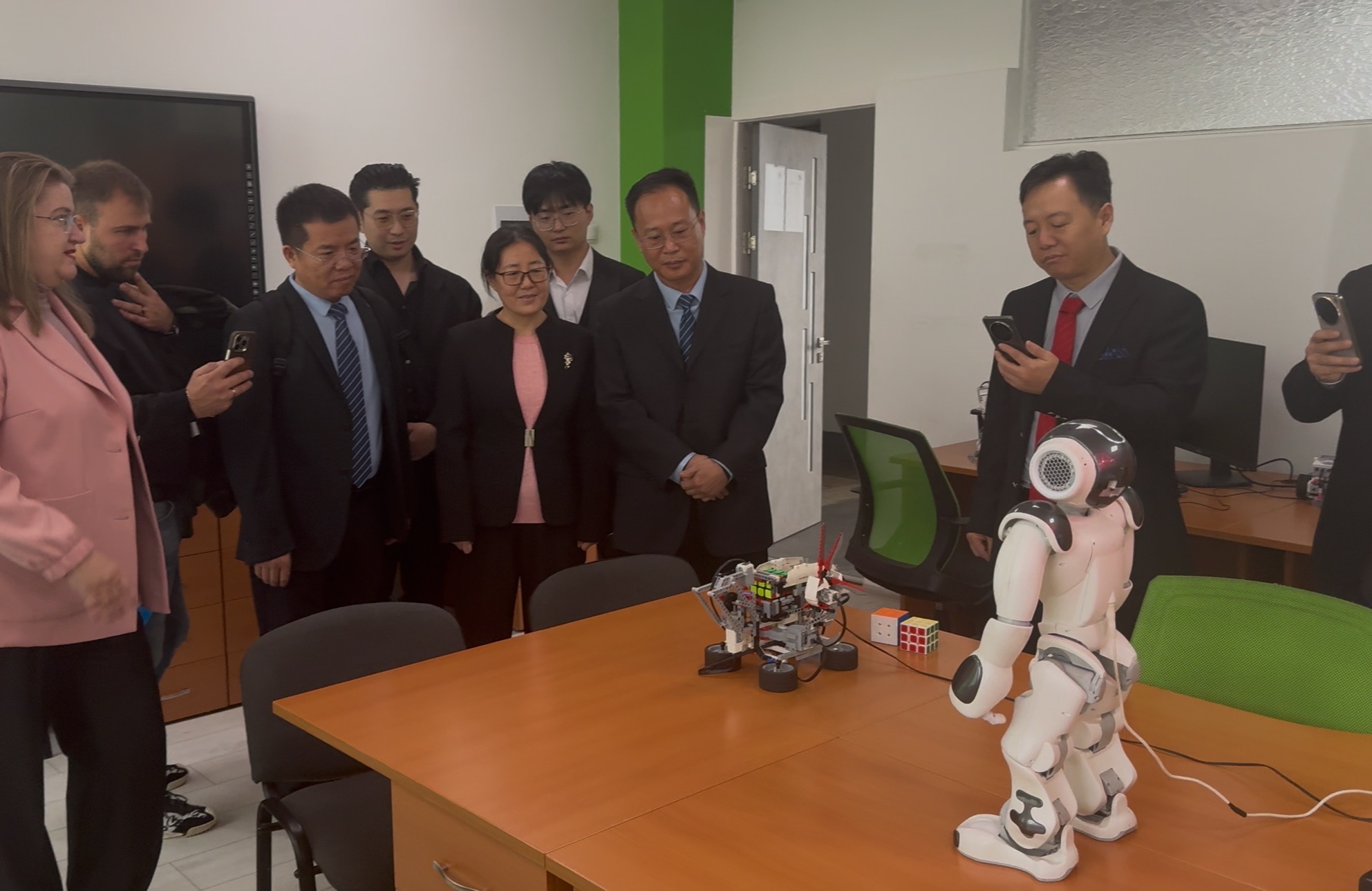 中白教育合作开启新篇章：山东航天学院与白俄罗斯维捷布斯克国立大学成功签署合作协议-图片5