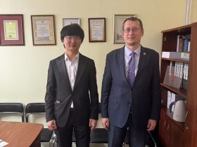 白俄罗斯国家科学院大学与中白欧代表举行重要工作会议